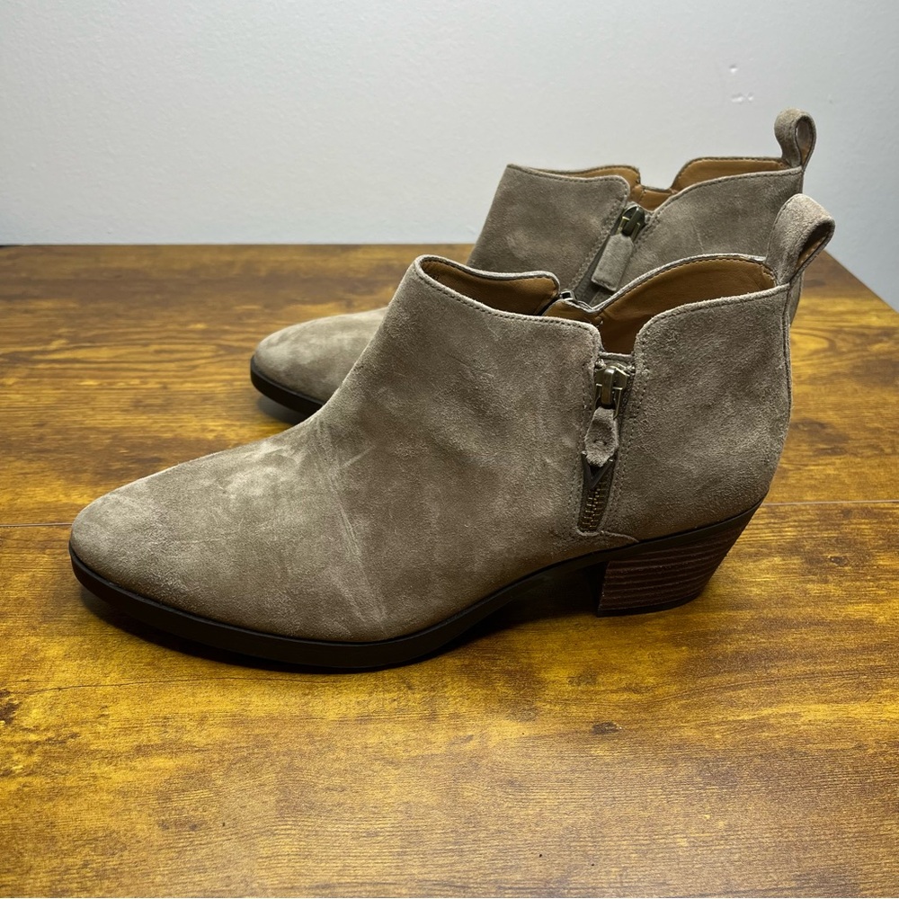 Vionic Cecily Tan Suede Zip Bootie